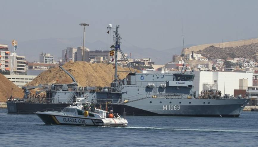 Durante la estancia de la SNMCMG2 en Alicante, la Benem