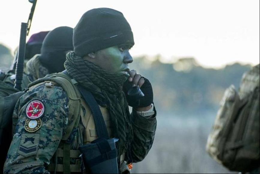 Las comunicaciones tierra-aire fueron esenciales para la evacuacion y ataque a blancos de circunstancia