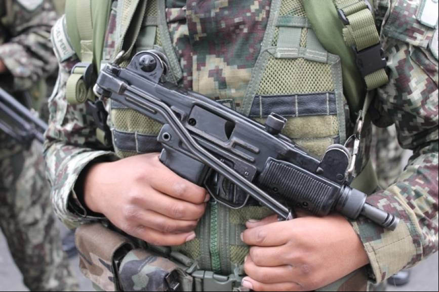 La Mini-Uzi de 9 mm. (Alejo Marchessini, copyright defensa.com)
