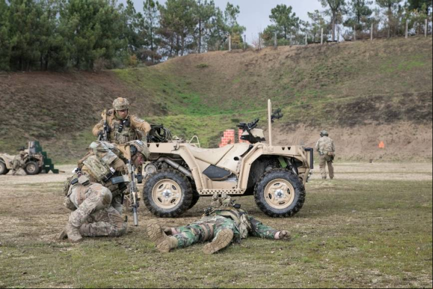 En este ejercicio pudimos ver un simulacro de emboscada con IED provocando un herido en las filas portuguesas y posterior ataque de las fuerzas agresoras que fue repelido durante la evacuaci