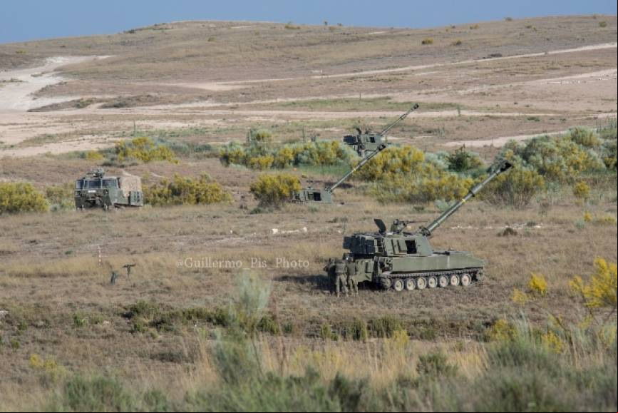 Aproximadamente un millar de efectivos se dieron cita en el CENAD de san Gregorio para este ejercicio , el GAZOLA 21.