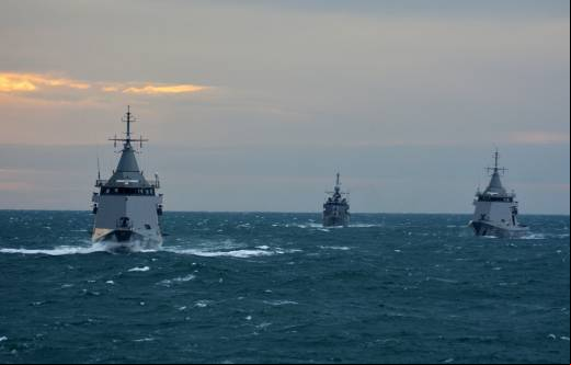 Varios buques de la Armada Argentina durante el gran ejercicio. (foto: Armada Argentina)
